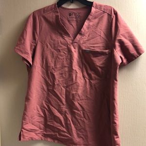 Mauve one pocket digs scrub top. Size large